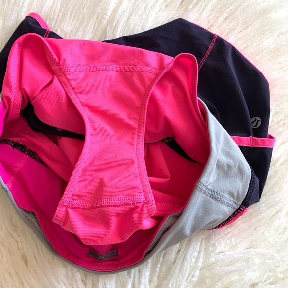 EUC✨Lululemon Speed Up Shorts - Picture 8 of 11